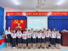 Trường Tiểu học Phú Lợi 2 tổ chức trao 20 suất học bổng từ Quỹ heo đất “Bạn giúp bạn” cho học sinh có hoàn cảnh khó khăn