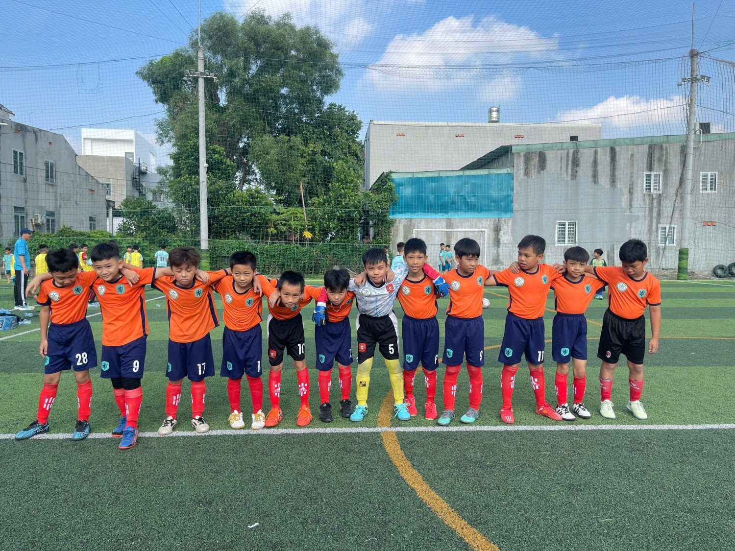 THPL2 - Giao hữu bóng đá U9 và U11